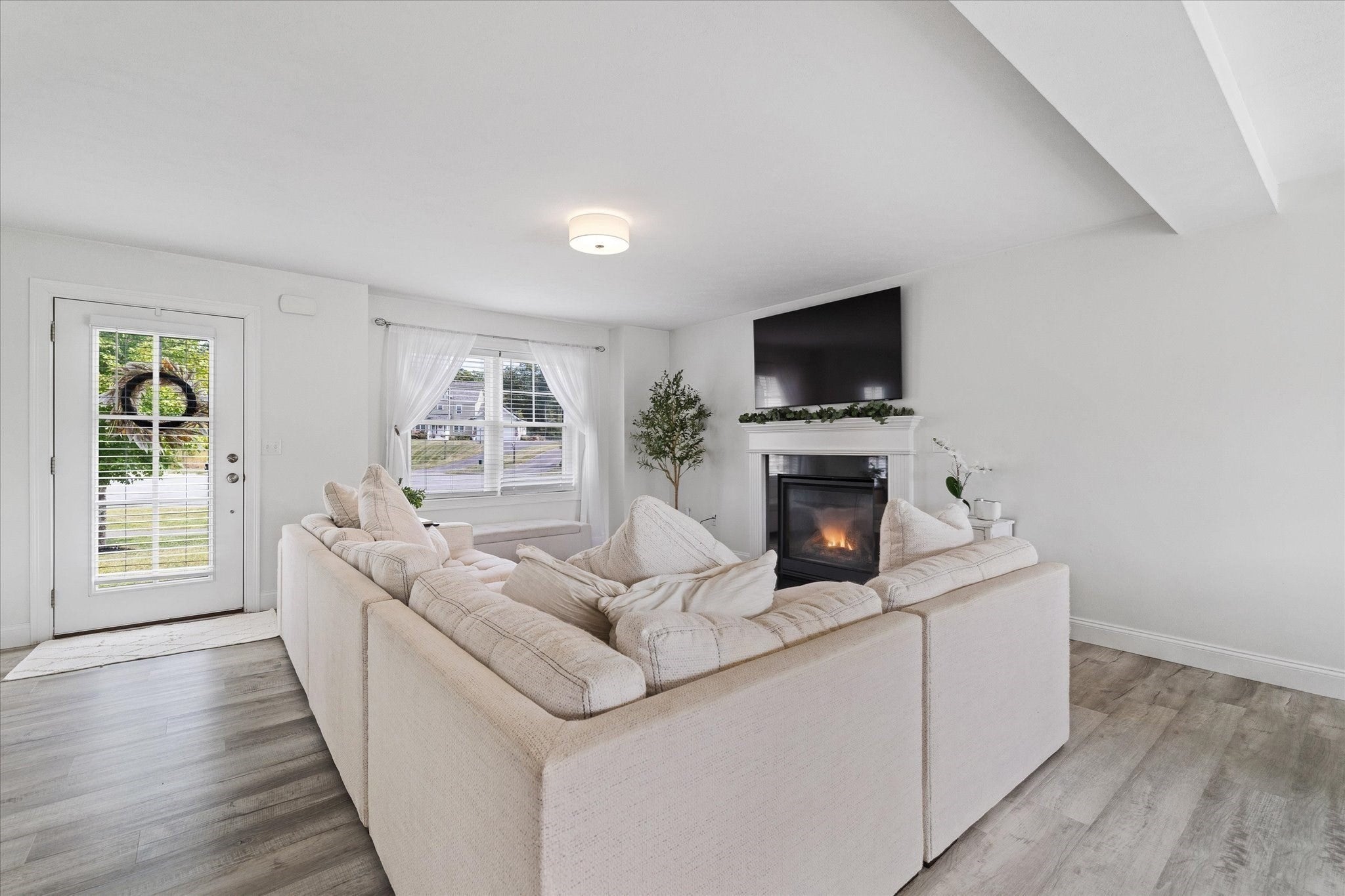 19 Lighthouse Ln, Westminster, MA, 19 Lighthouse Ln, Westminster, MA Photo #8