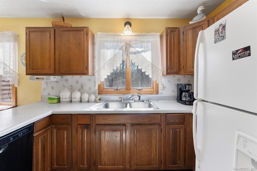 41 Margaret Henry Road, Killingly, CT, 41 Margaret Henry Road, Killingly, CT Photo #6