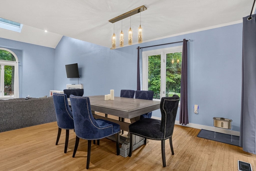 27 Walden Dr, Easton, MA, 27 Walden Dr, Easton, MA Photo #9