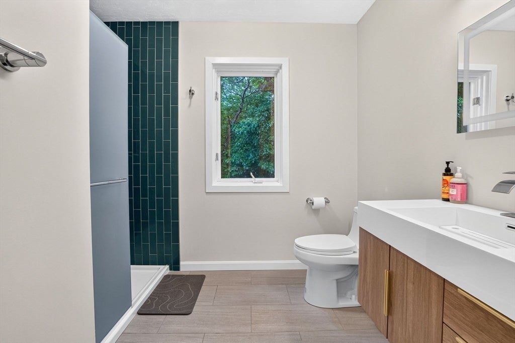 27 Walden Dr, Easton, MA, 27 Walden Dr, Easton, MA Photo #23