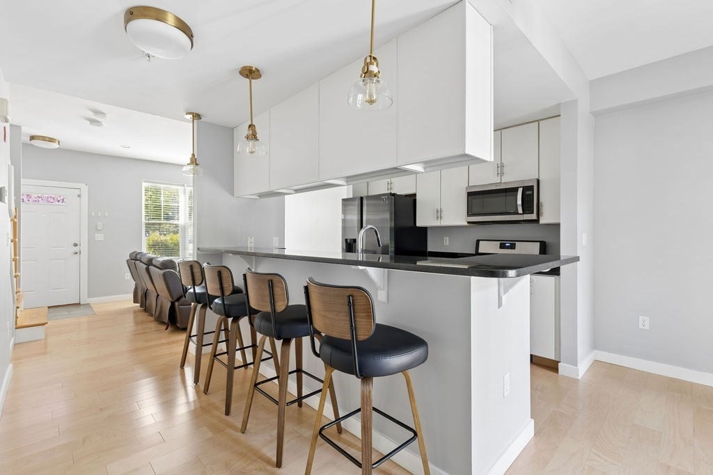 12 Blue Jay Cir 12