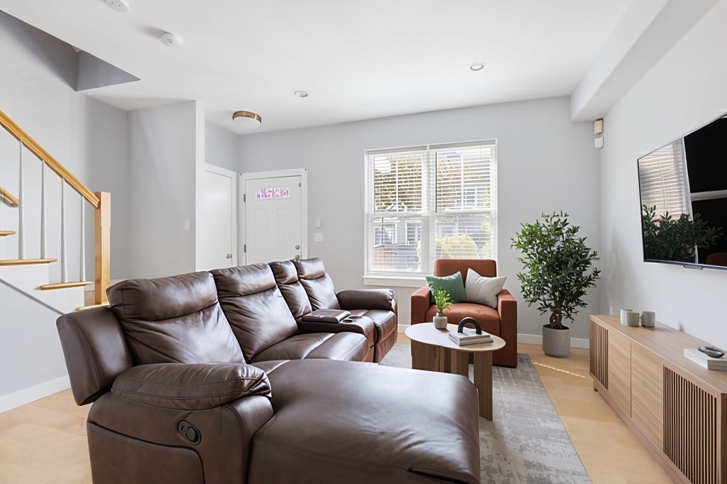 12 Blue Jay Cir 12