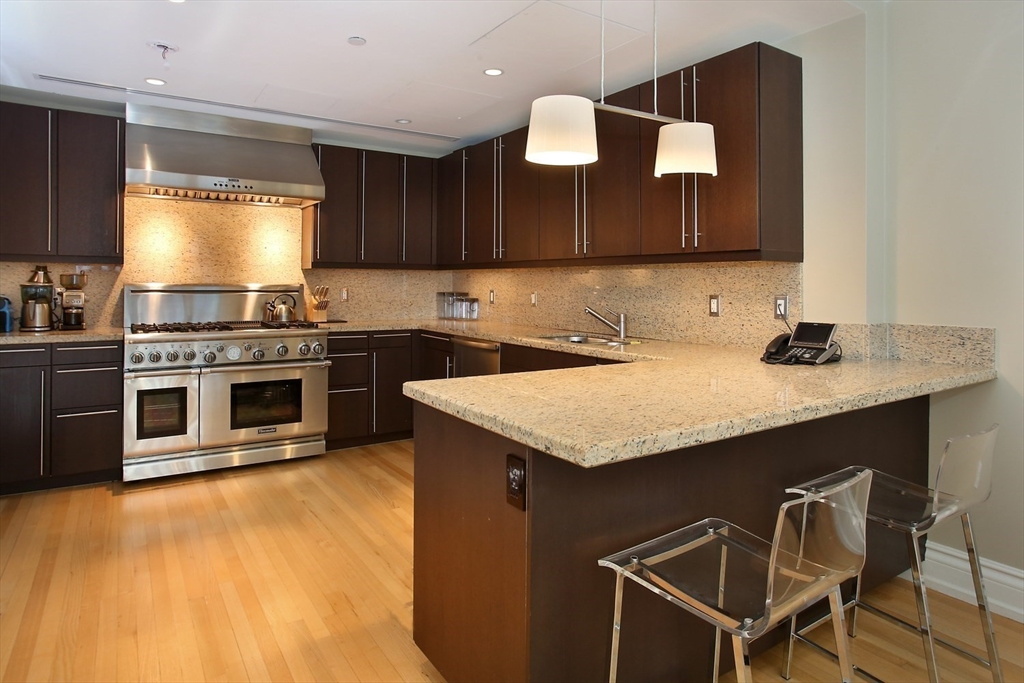 776 Boylston St E11F