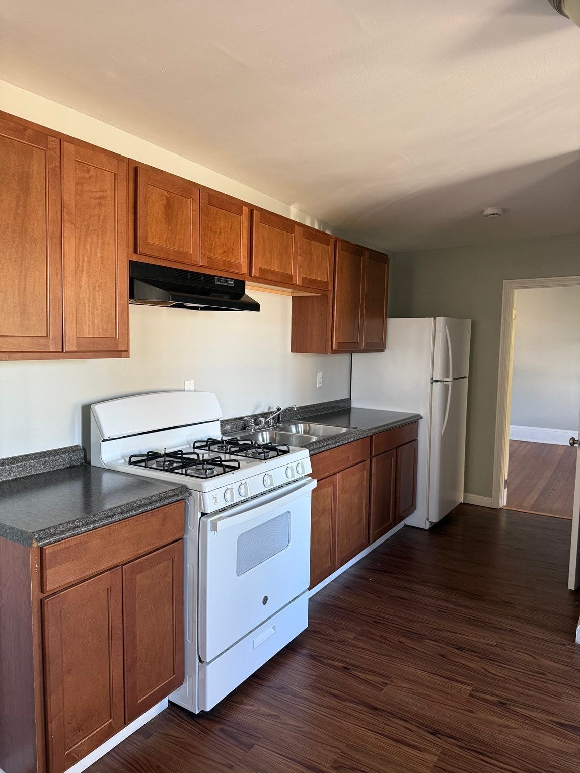 49 Frederick St 2W
