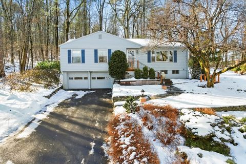 Photo of 7 Kelley Rd, Acton, MA 01720 (MLS # 73466949)