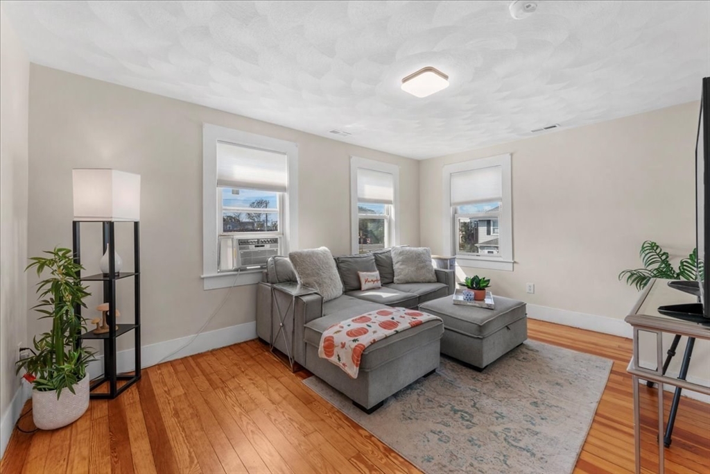 49-A Massasoit Ave 2