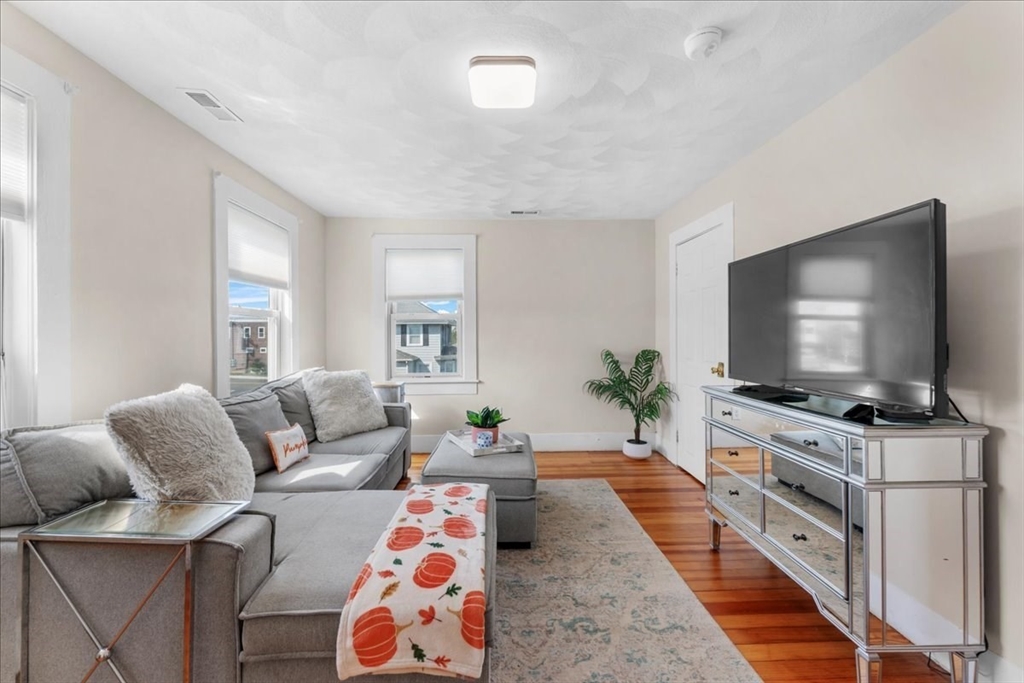 49-A Massasoit Ave 2