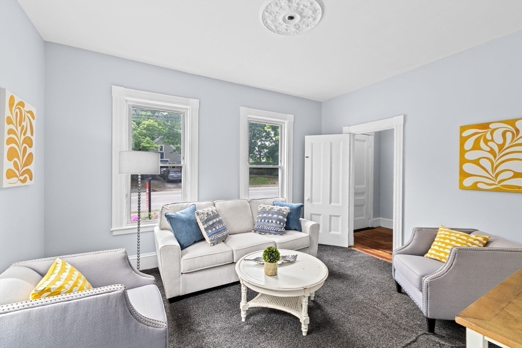 225 Pleasant St