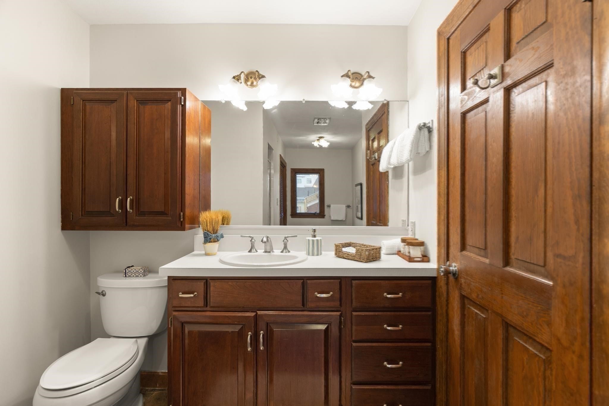 15 Myrtle St, Beverly, MA, 15 Myrtle St, Beverly, MA Photo #29