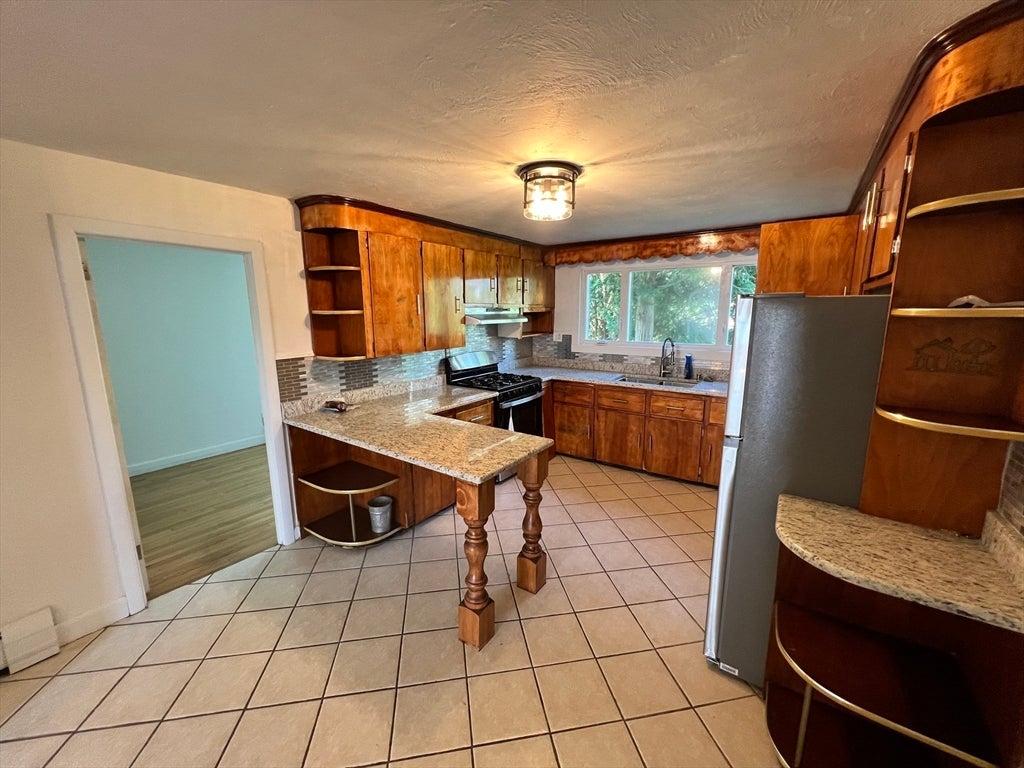 151 Rogers St #1, Dartmouth, MA, 151 Rogers St #1, Dartmouth, MA Photo #8