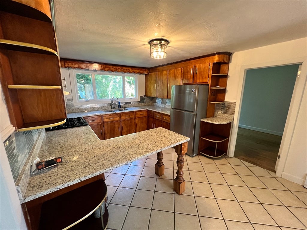 151 Rogers St #1, Dartmouth, MA, 151 Rogers St #1, Dartmouth, MA Photo #10