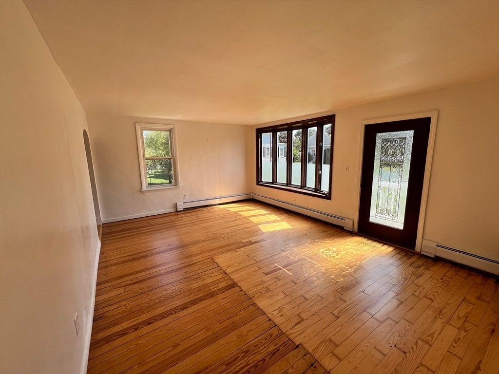 151 Rogers St #1, Dartmouth, MA, 151 Rogers St #1, Dartmouth, MA Photo #2