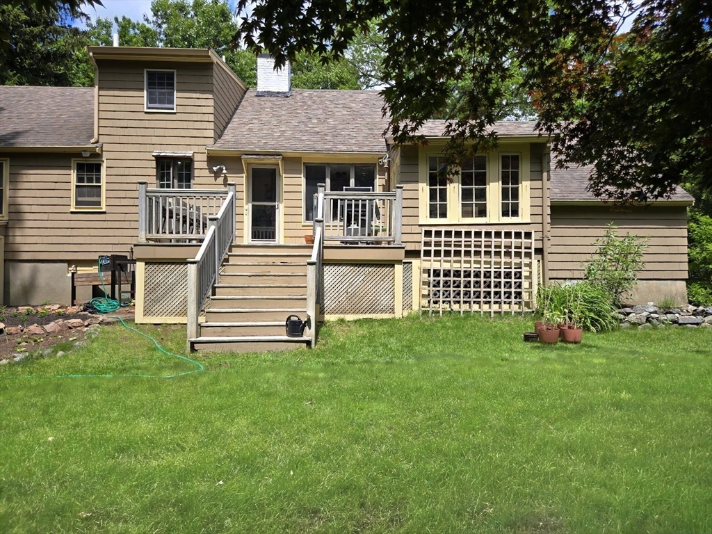 96 Wakefield St
