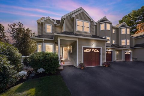 18 Tisdale Dr 18 Dover MA 02030