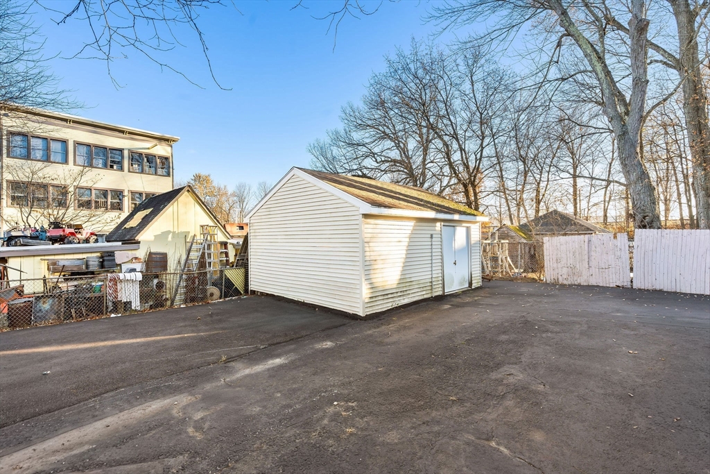 381 Summer Street