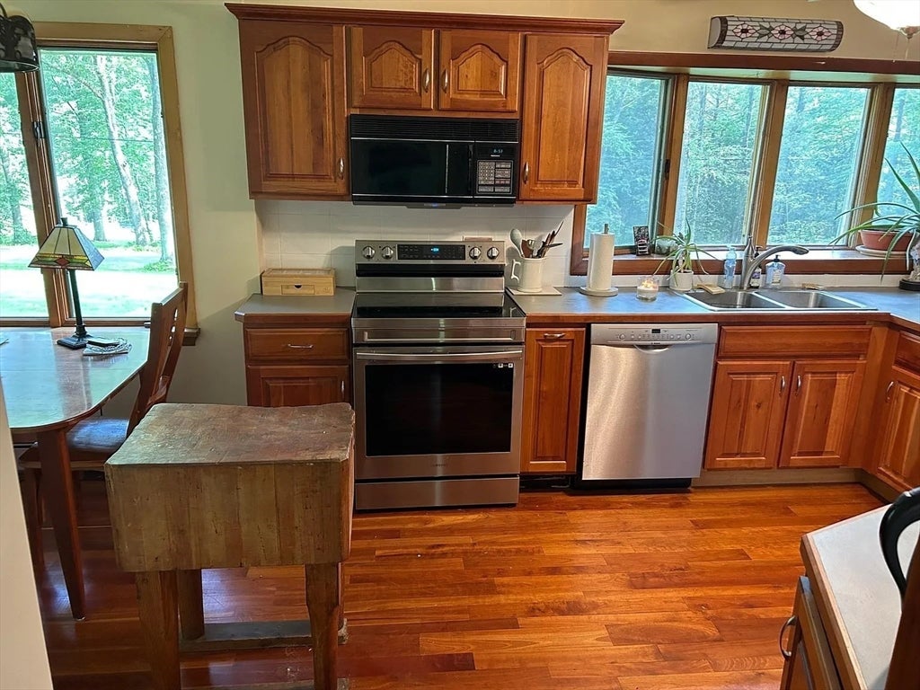 59 Chmura Rd, Hadley, MA, 59 Chmura Rd, Hadley, MA Photo #4