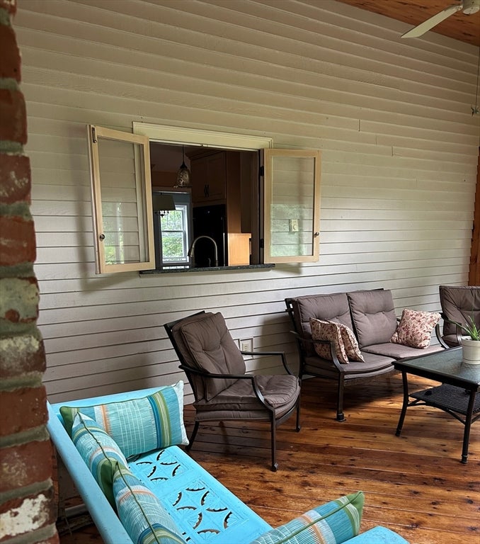 73 Maynard St, Northborough, MA Photo #33