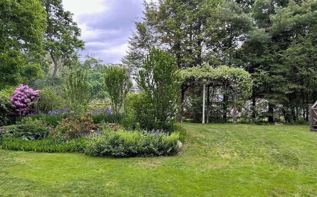 73 Maynard St, Northborough, MA Photo #39