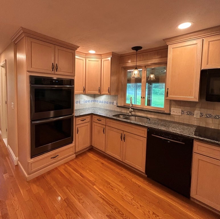 73 Maynard St, Northborough, MA Photo #22