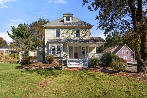 Photo of 19 Grafton Street, Shrewsbury, MA 01545 (MLS # 73443516)