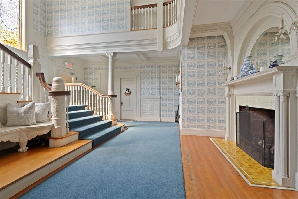 156 Chestnut Ave 6