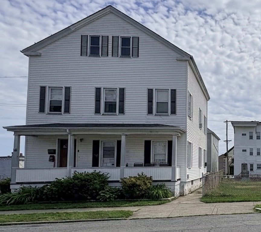 Photo of 66 Whitman St, New Bedford, MA