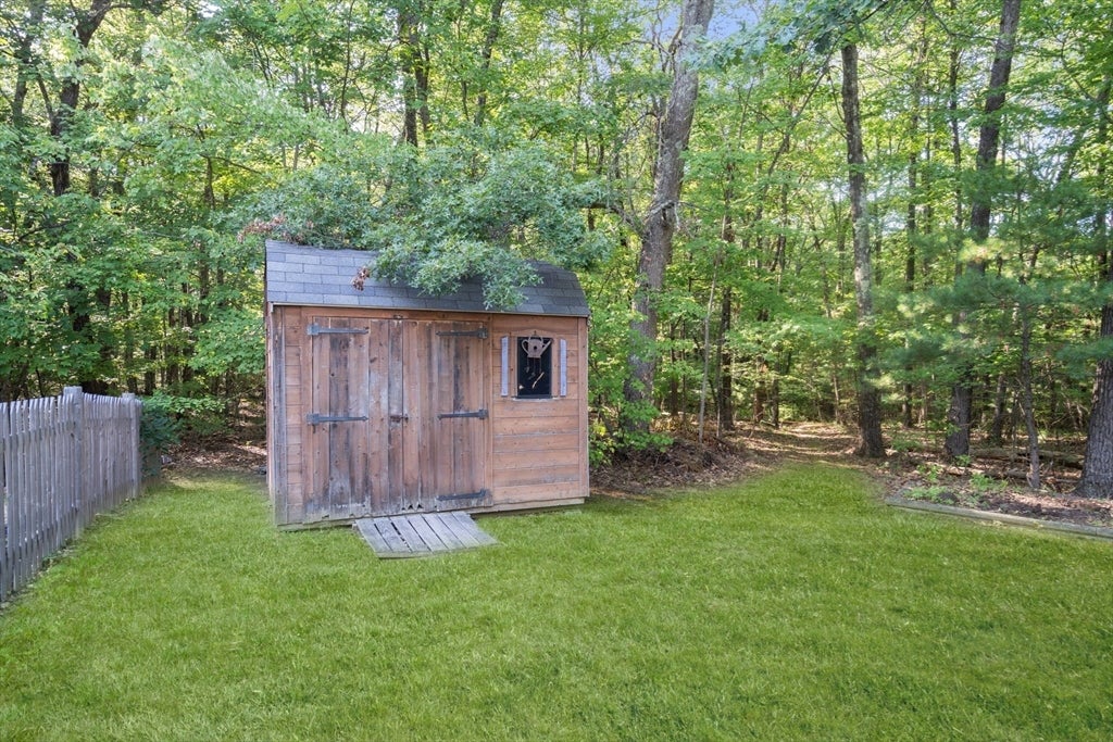 8 Bush Road, Hudson, MA, 8 Bush Road, Hudson, MA Photo #35