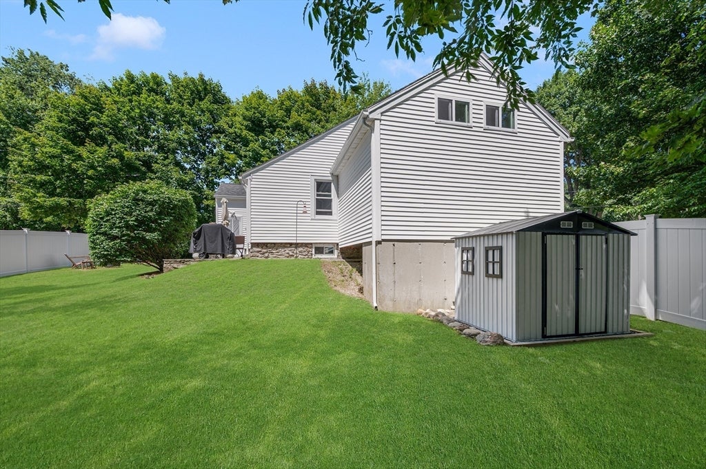 35 Carter Rd, Worcester, MA, 35 Carter Rd, Worcester, MA Photo #21