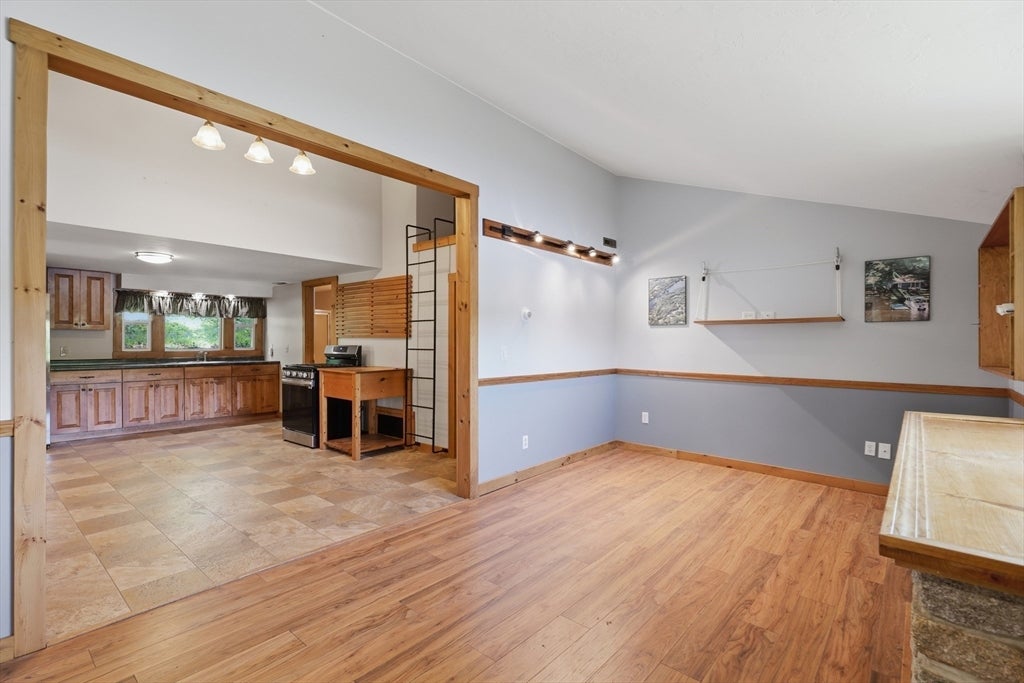 89 Jolicoeur Avenue, Spencer, MA, 89 Jolicoeur Avenue, Spencer, MA Photo #10