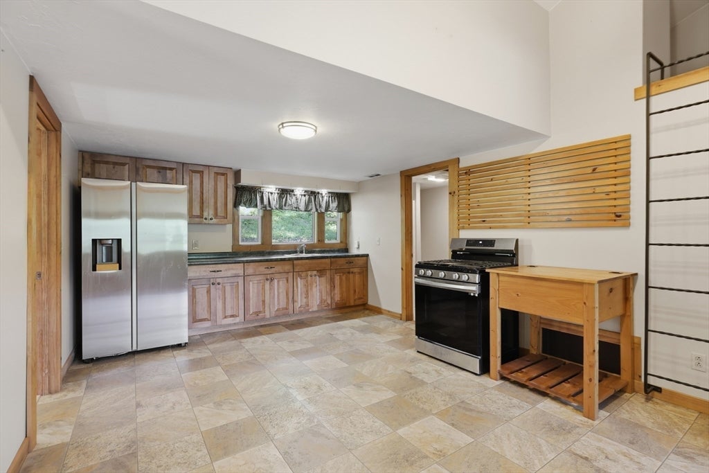89 Jolicoeur Avenue, Spencer, MA, 89 Jolicoeur Avenue, Spencer, MA Photo #15