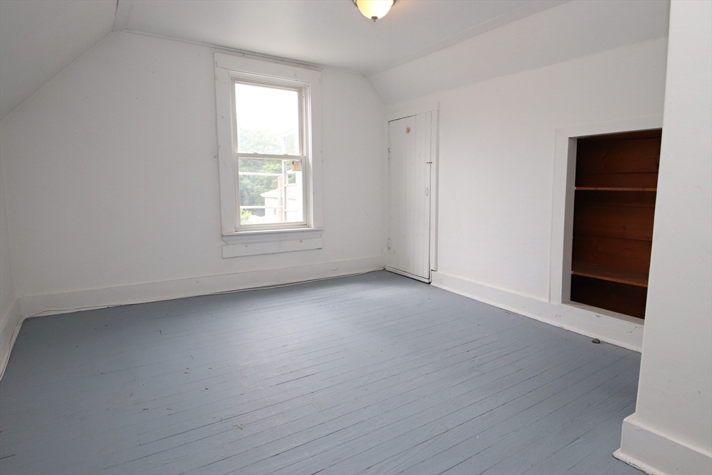 Saugus, Massachusetts 01906, United States, 3 Bedrooms Bedrooms, ,4 BathroomsBathrooms,Residential,Active,144561