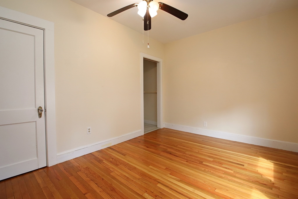 Saugus, Massachusetts 01906, United States, 3 Bedrooms Bedrooms, ,4 BathroomsBathrooms,Residential,Active,144561