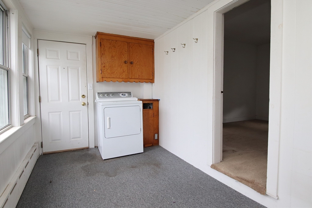 Saugus, Massachusetts 01906, United States, 3 Bedrooms Bedrooms, ,4 BathroomsBathrooms,Residential,Active,144561