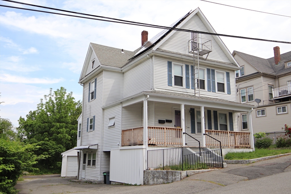 Saugus, Massachusetts 01906, United States, 3 Bedrooms Bedrooms, ,4 BathroomsBathrooms,Residential,Active,144561