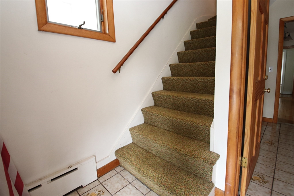 Saugus, Massachusetts 01906, United States, 3 Bedrooms Bedrooms, ,4 BathroomsBathrooms,Residential,Active,144561