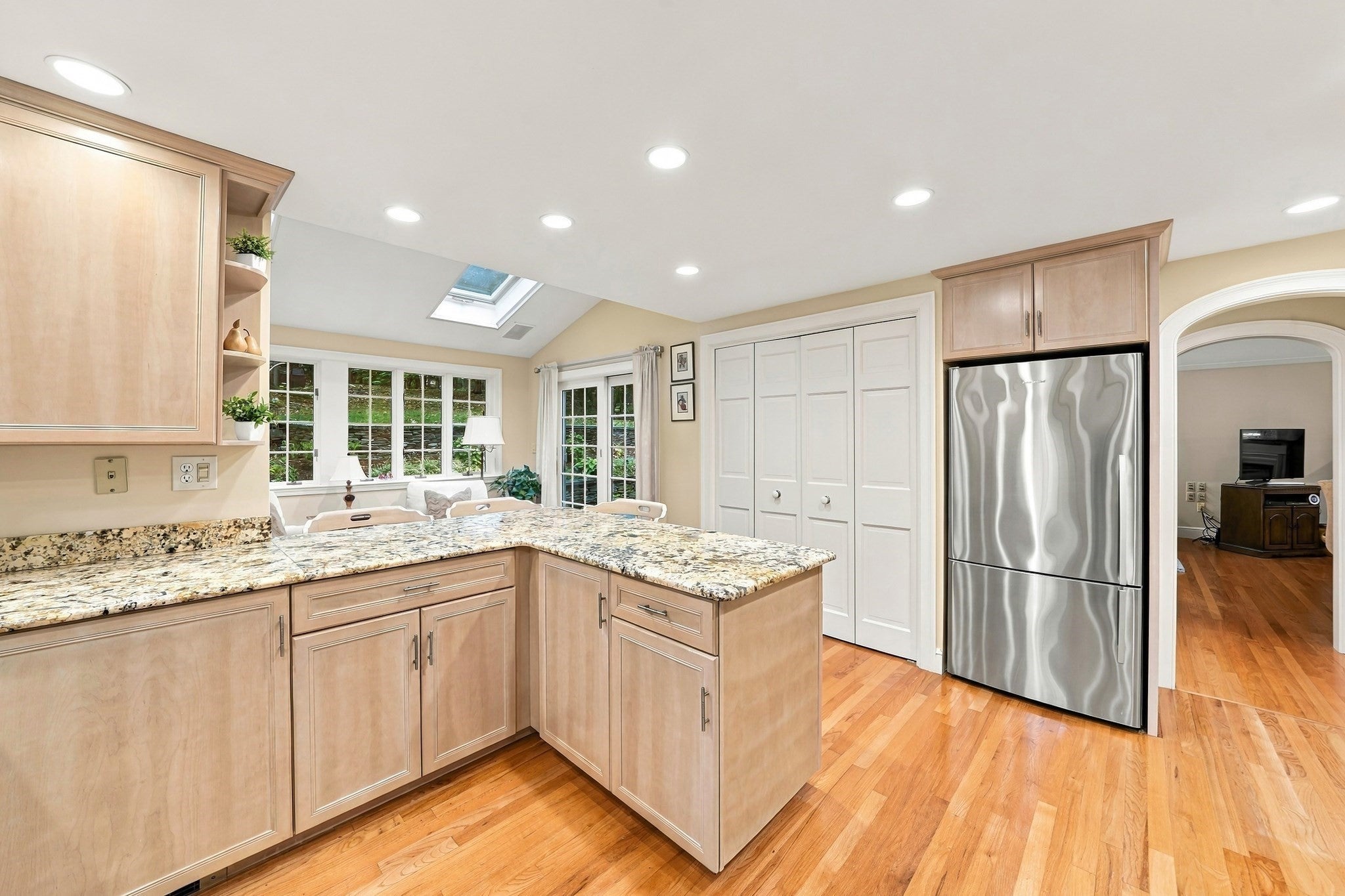 28 Ledgelawn Ave, Lexington, MA Photo #16