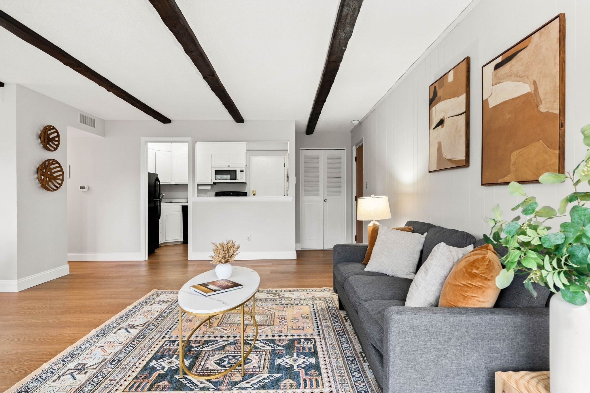 53 Melrose Street 2B