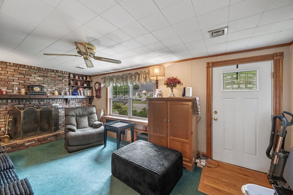 6 Marsh Ave, Salem, NH Photo #7