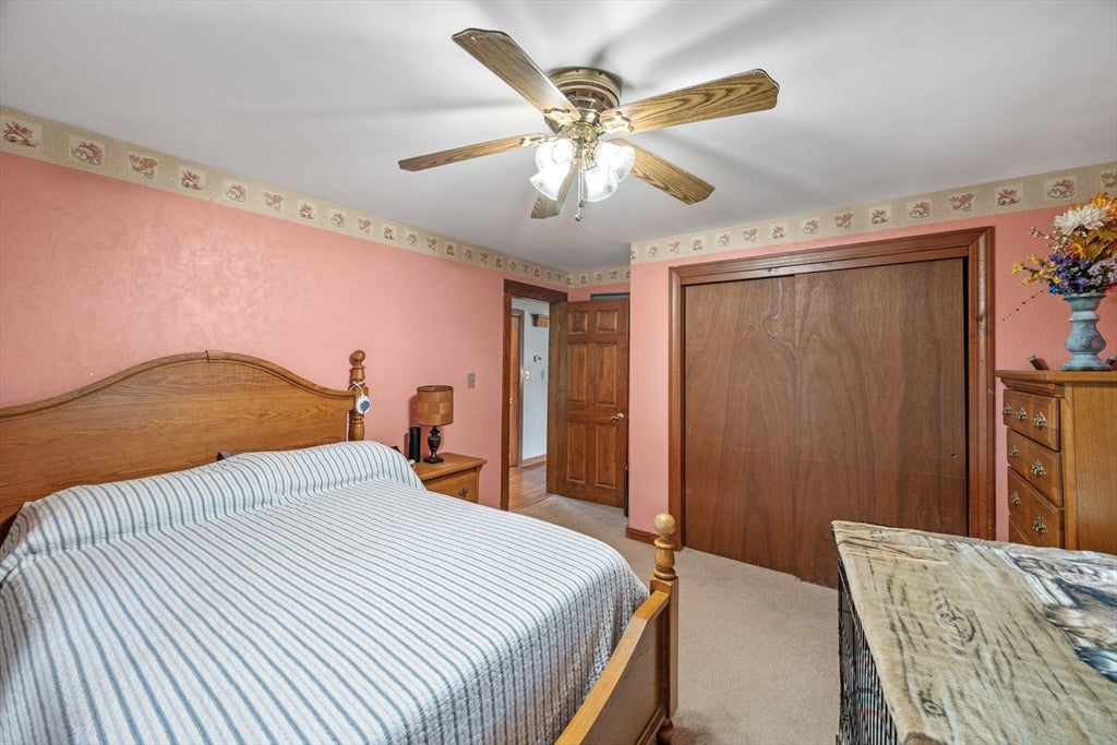 6 Marsh Ave, Salem, NH Photo #24
