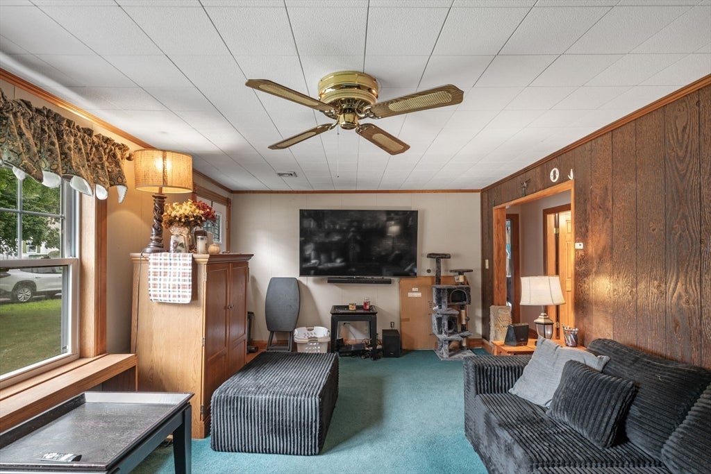 6 Marsh Ave, Salem, NH Photo #10