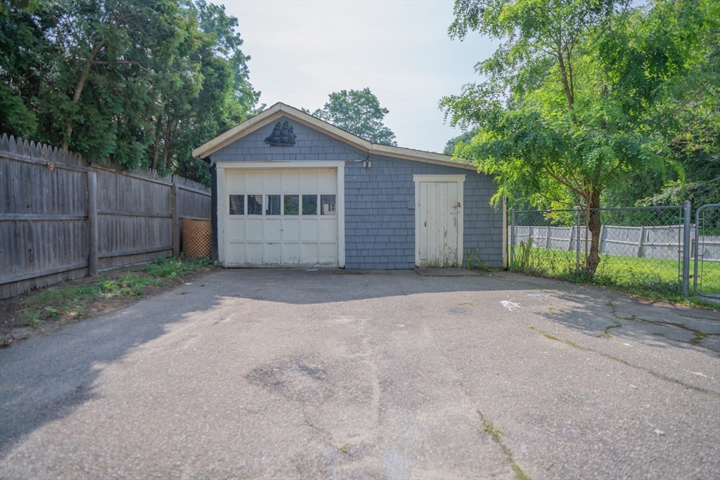 20 Fearing Hill Road