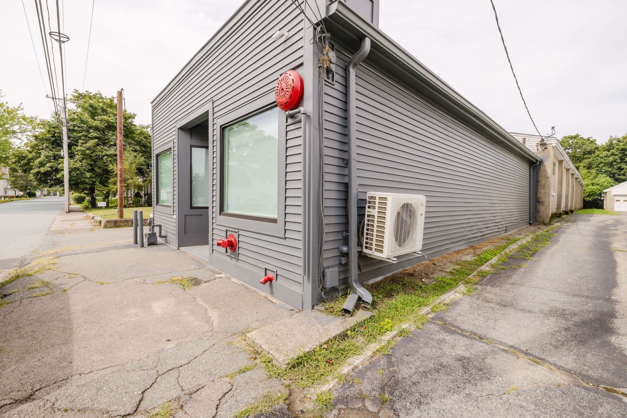 210 School St