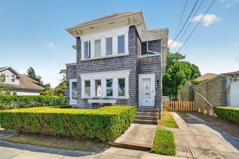 Photo of 370 Maple Street #2, New Bedford, MA 02740 (MLS # 73563456)