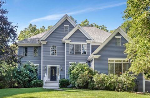 66 Poquanticut Avenue Easton MA 02356