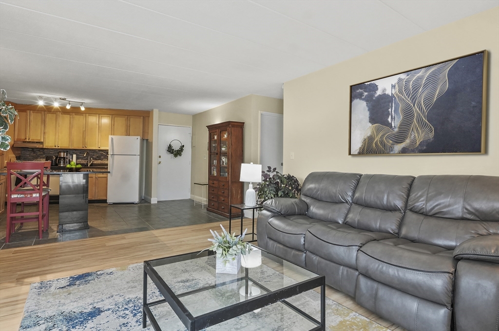 152 Turner Road 33