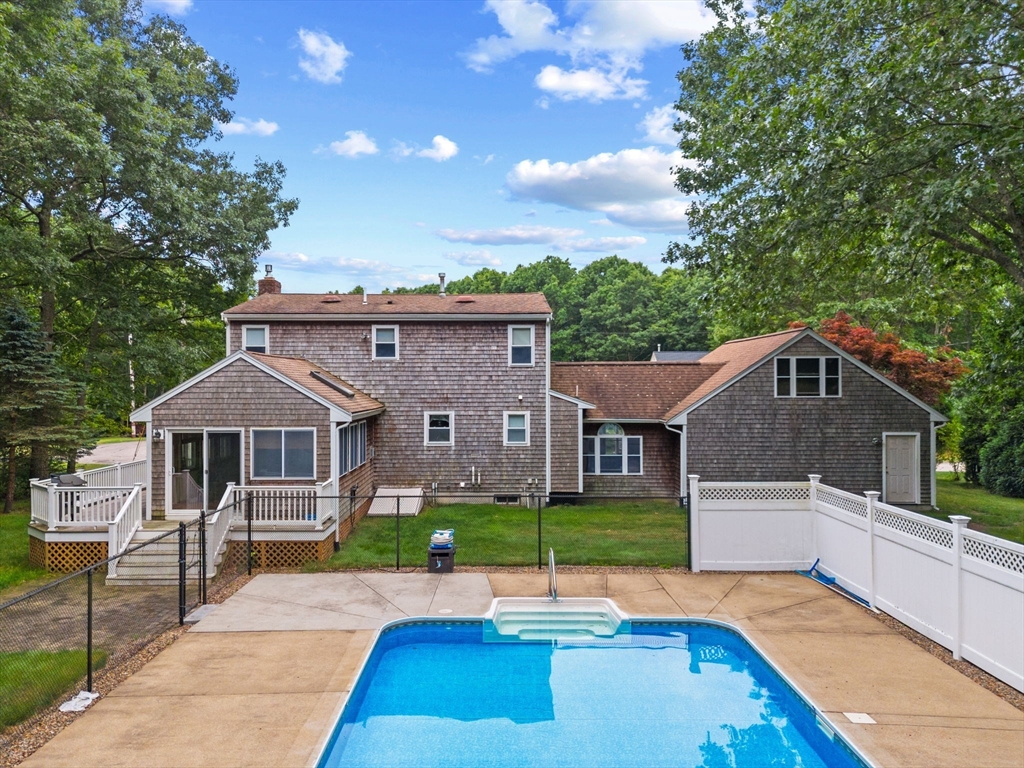 30 Betty Phillips Circle