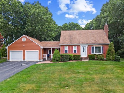 30 Betty Phillips Circle Taunton MA 02780