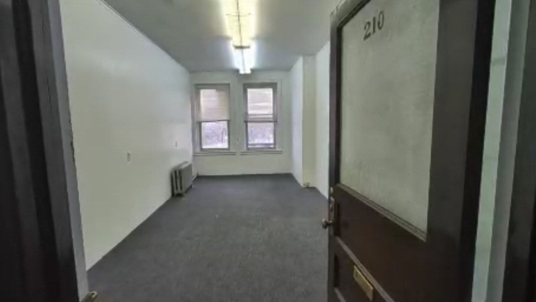 1 Park St 210