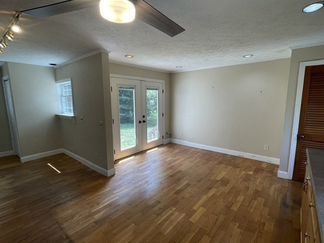 117 Hazardville Rd