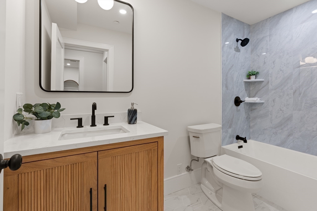 326 Lowell Street #1, Somerville, MA Photo #17